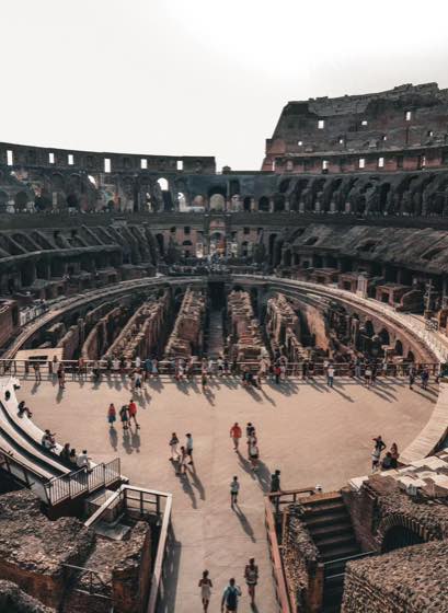 Rome / TIME / CROWD / STRUCTURE